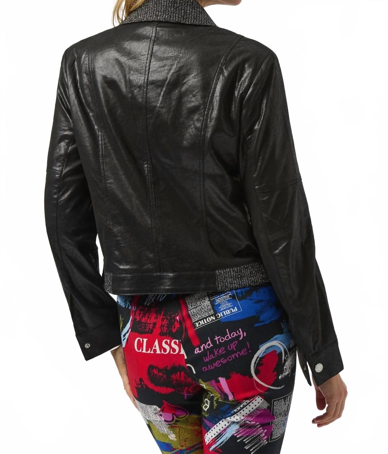 Chaqueta de gamuza sintética color negro