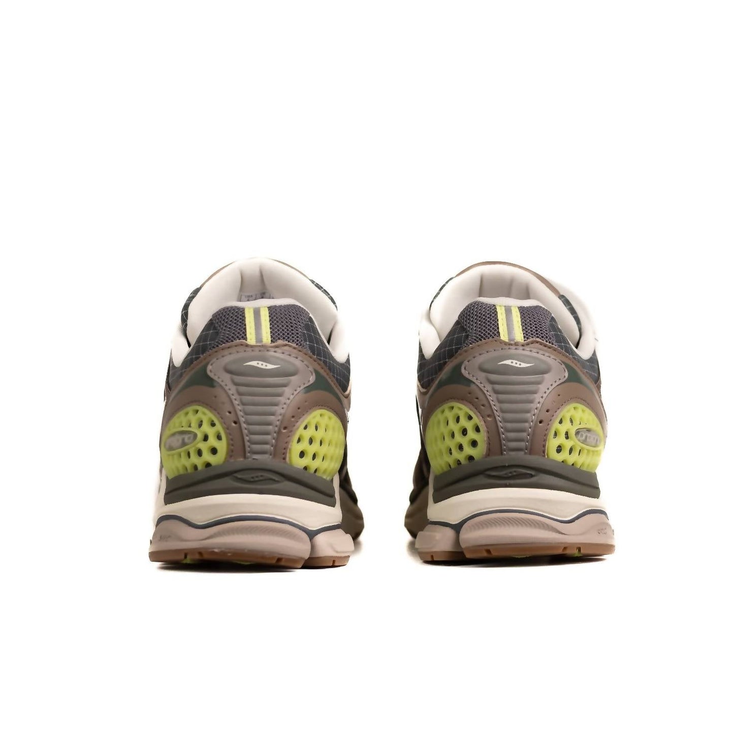 Tenis de hombre color taupe