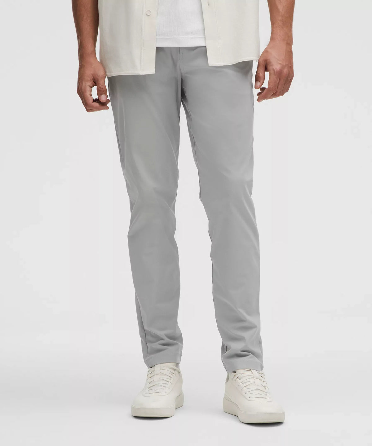 Pantalón de corte ajustado