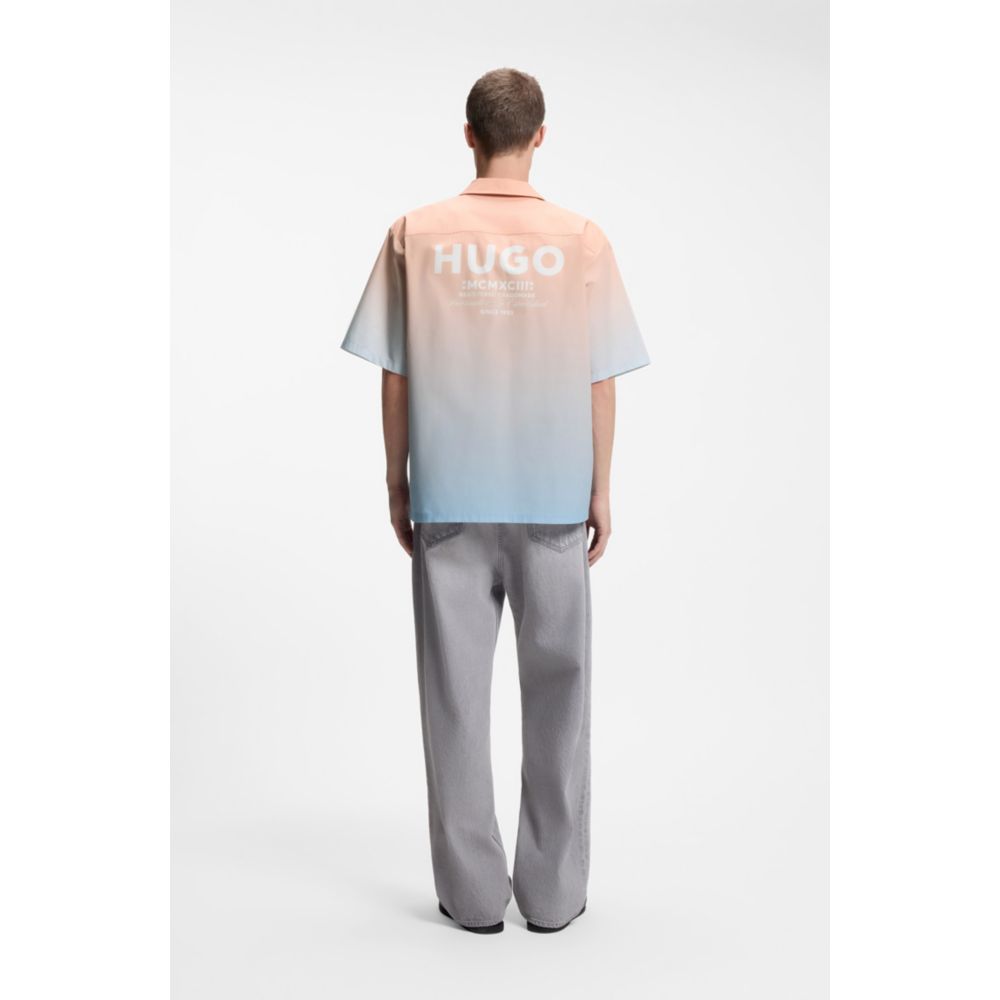 Camisa de corte amplio