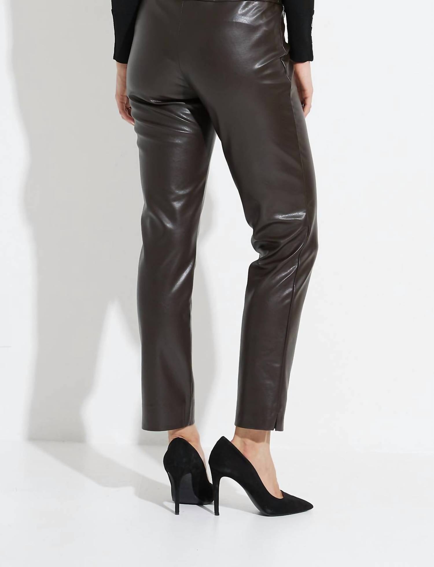 Pantalón de efecto cuero