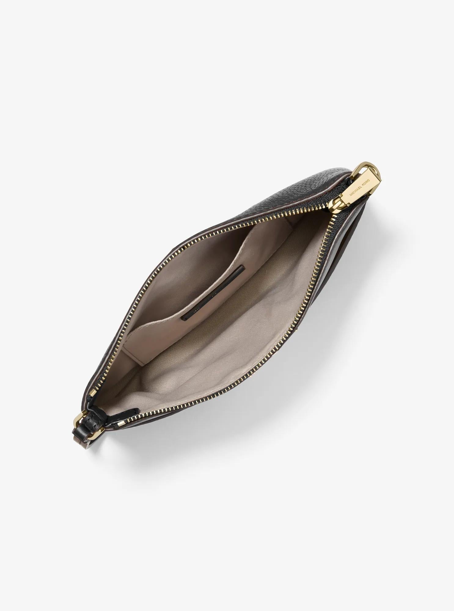 Bolso de muñeca de cuero