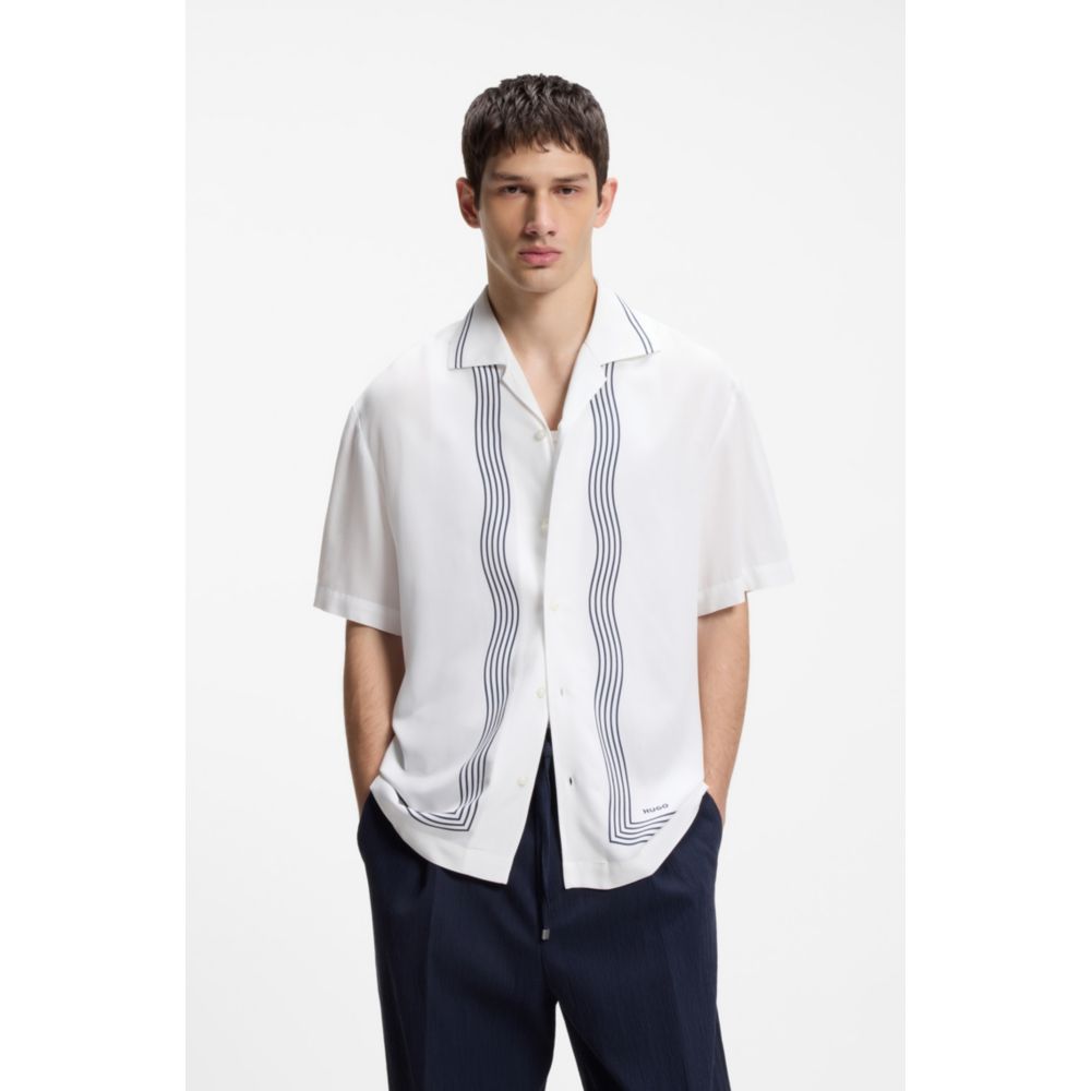 Camisa de corte amplio con estampado