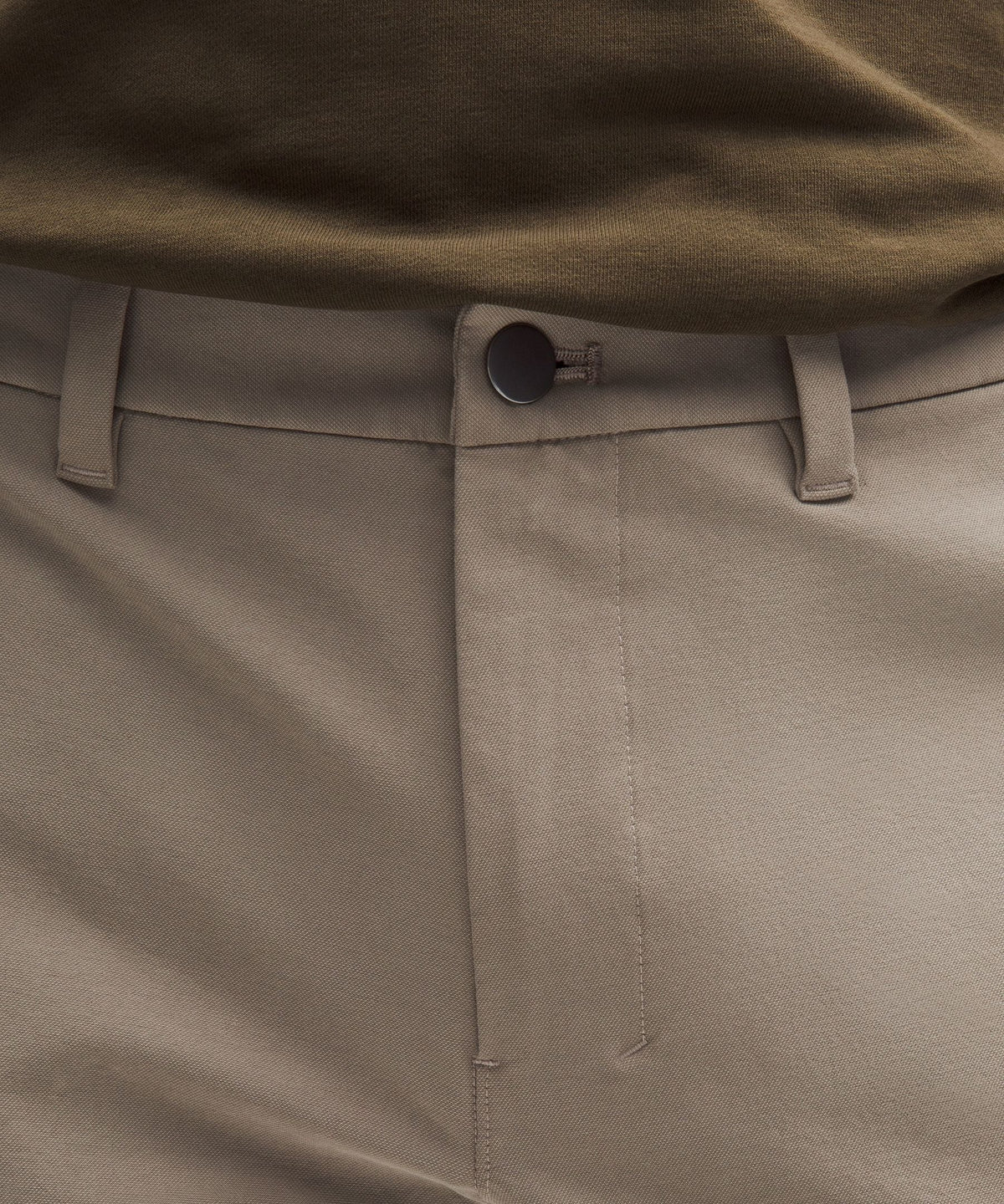 Pantalón de corte ajustado