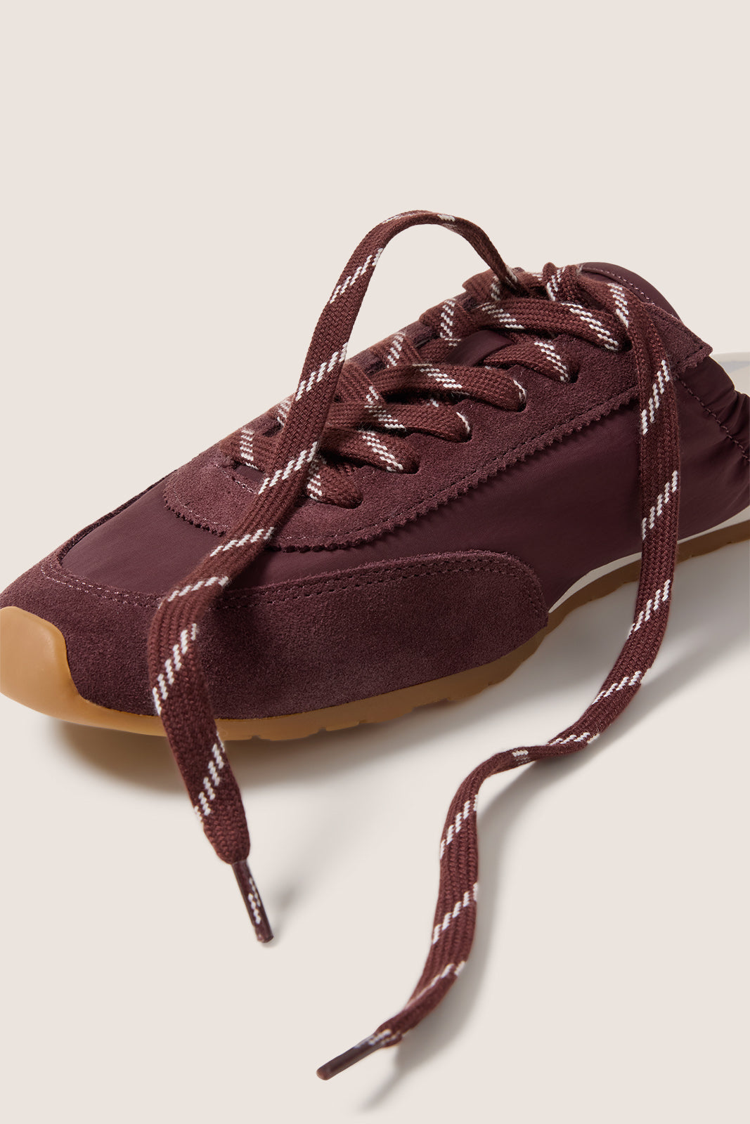 Zapatos destalonados de mujer