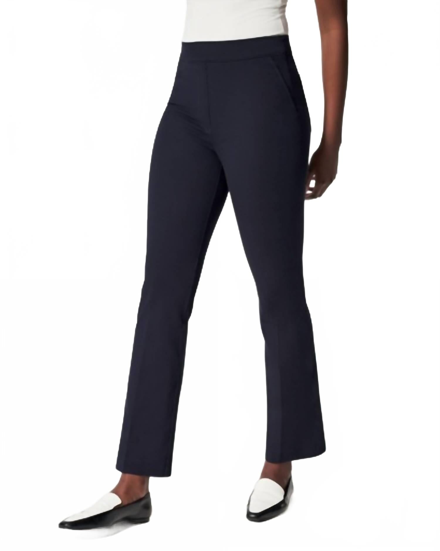 Pantalón color azul marino