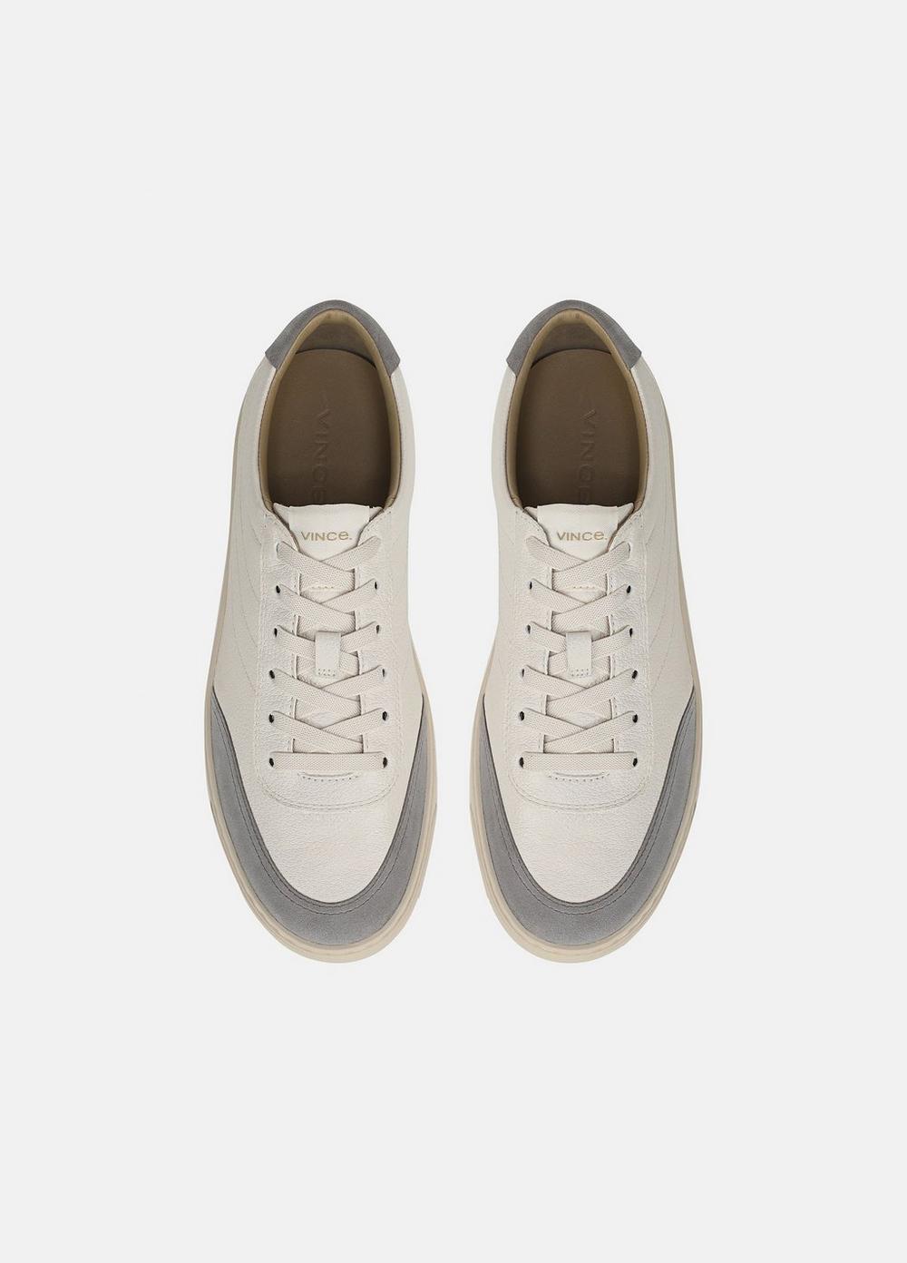 Tenis de cuero