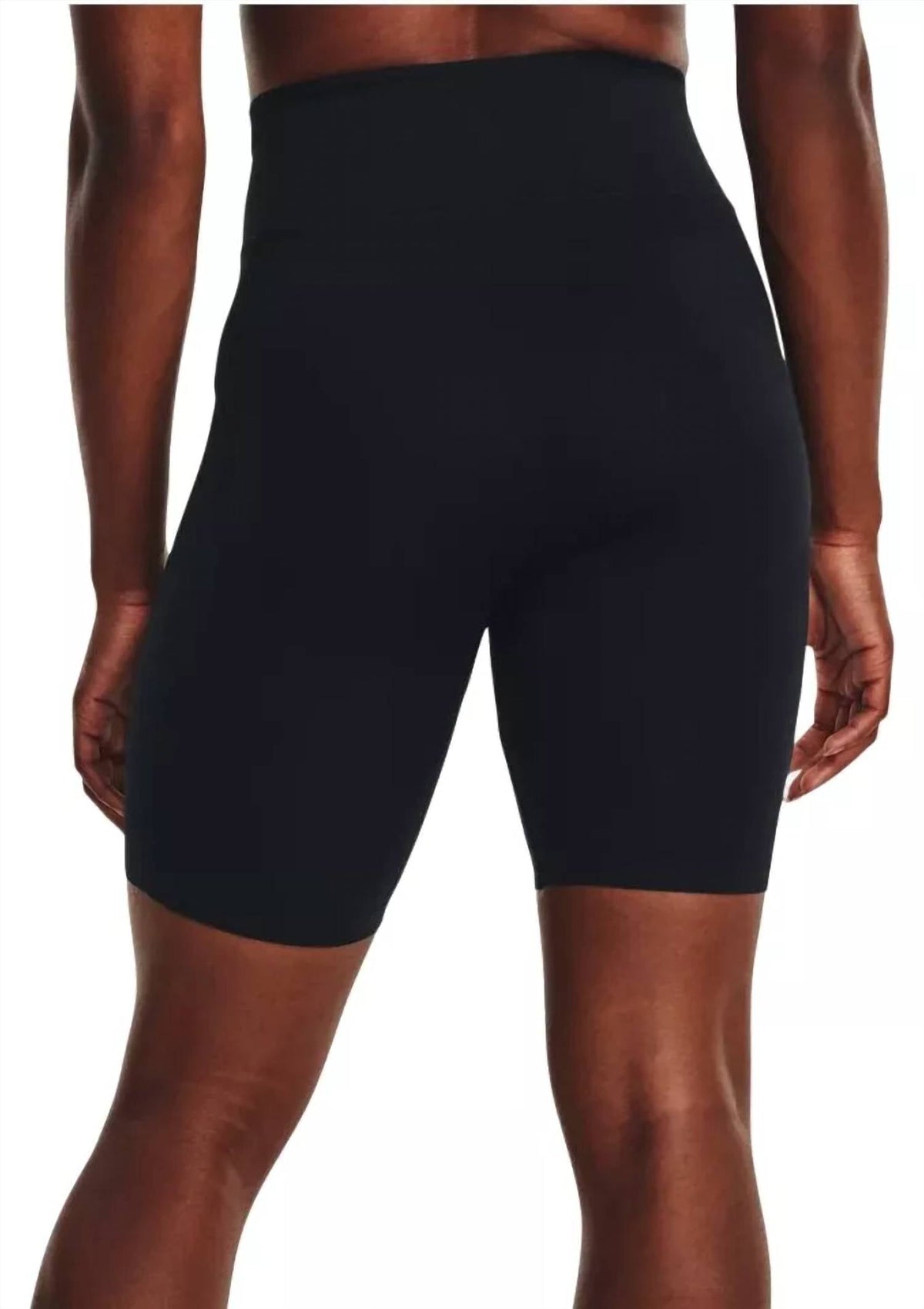 Short color negro