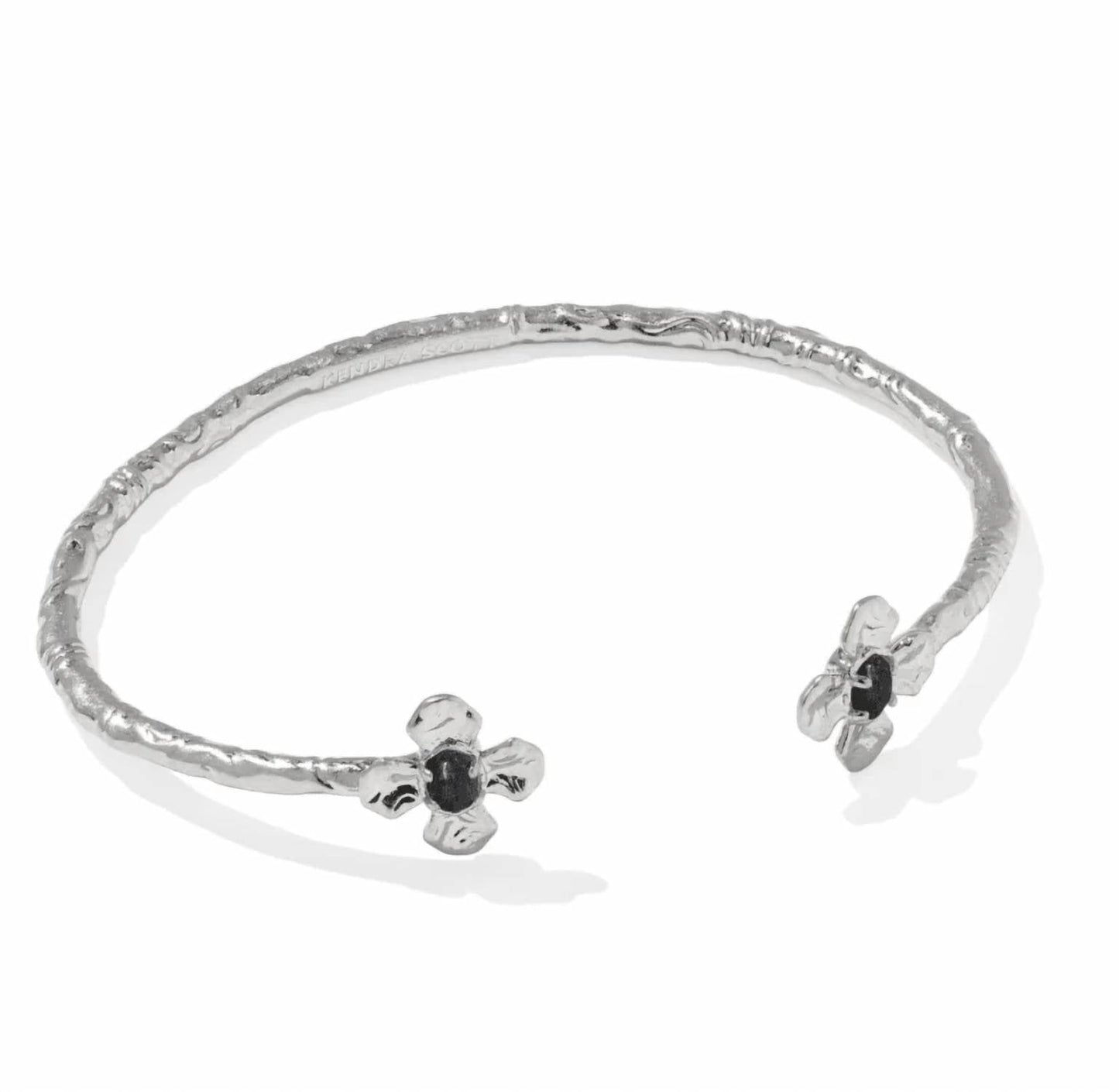 Pulsera de mujer color negro y plateado
