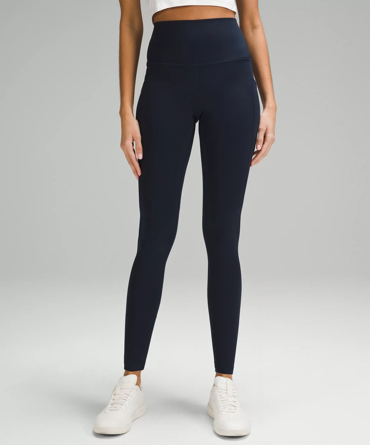 Pantalón de tiro alto