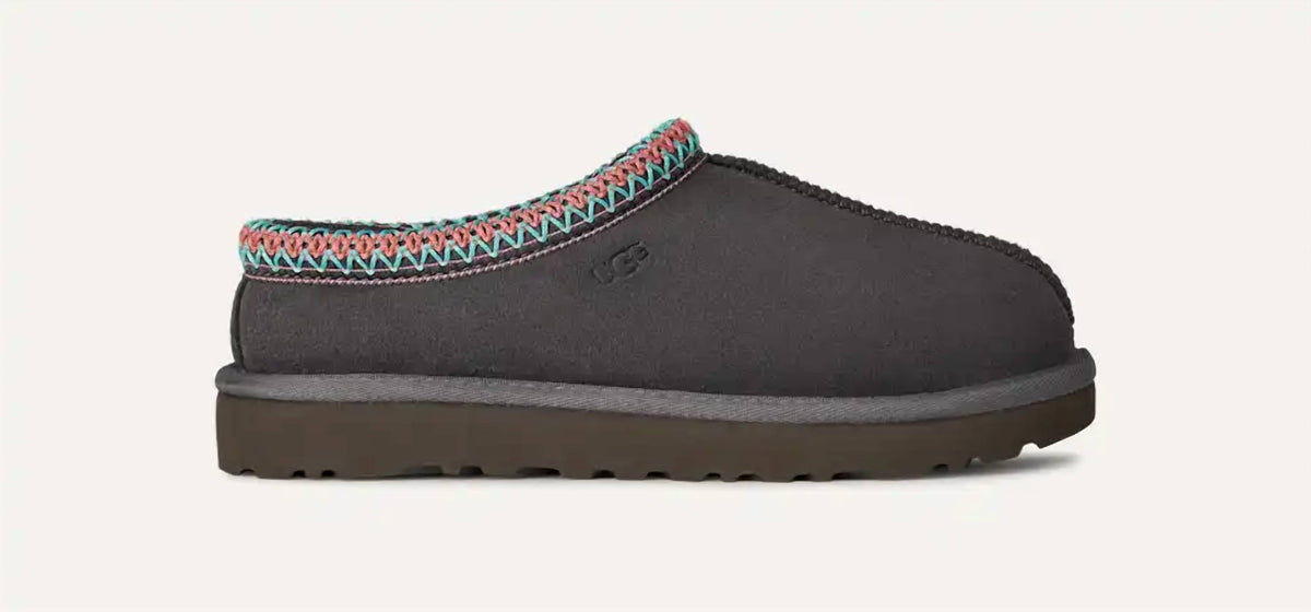 Zapatos de mujer sin cordones color gris oscuro