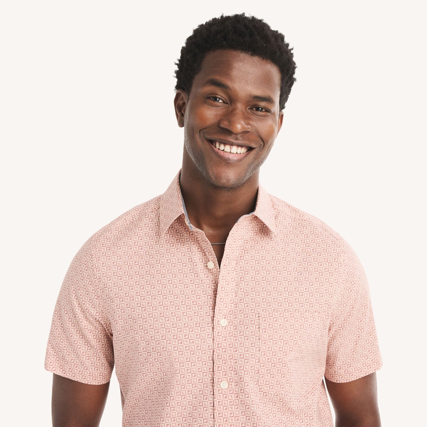 Camisa de hombre de manga corta con estampado
