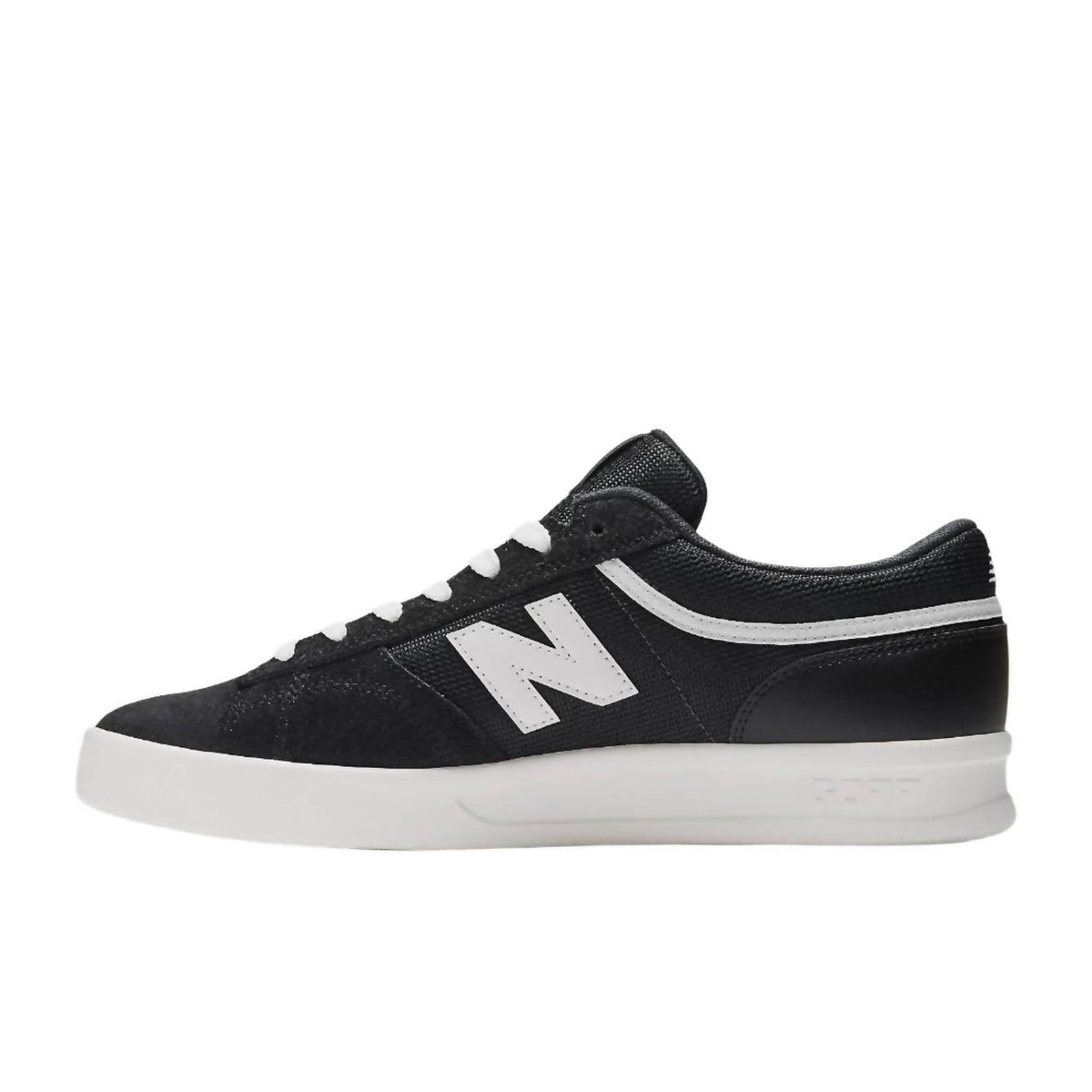 Zapatos de hombre color negro y blanco
