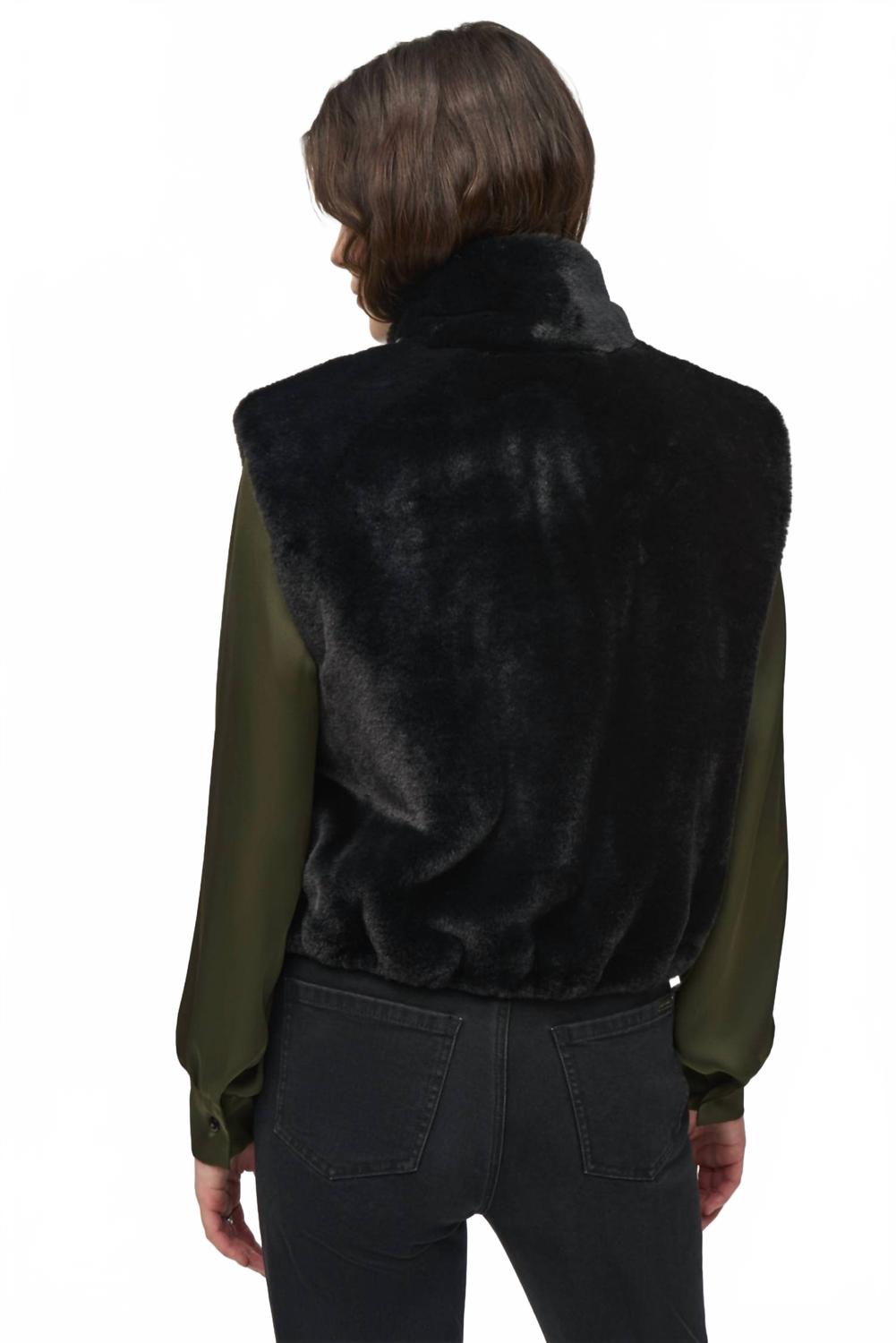 Chaleco color negro