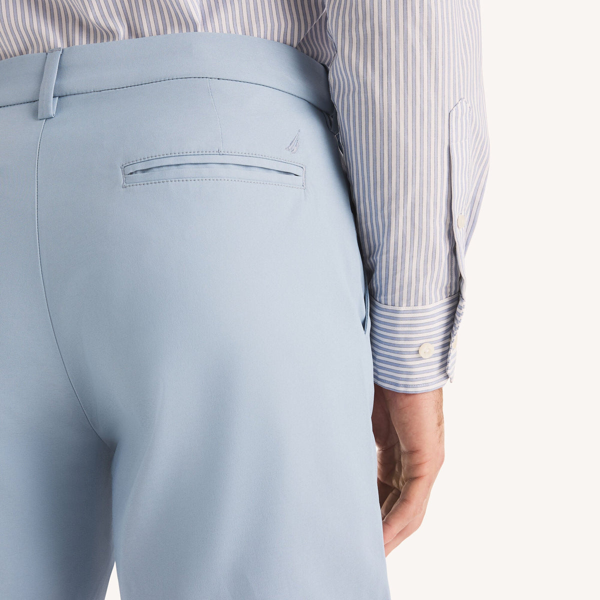 Short de hombre de corte ajustado