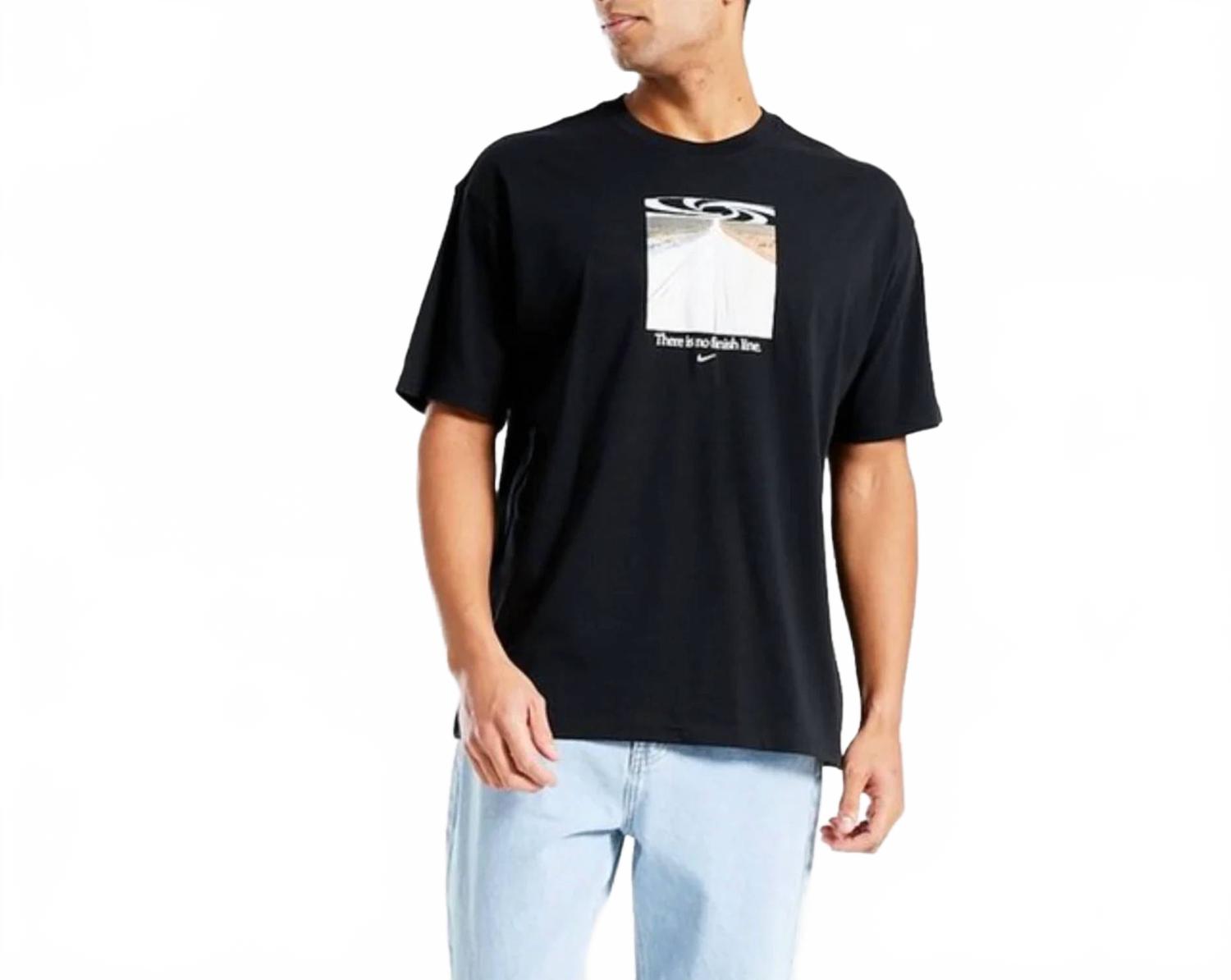 Camiseta color negro