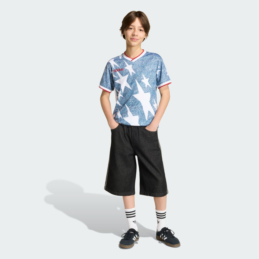 Camiseta infantil de mezclilla con estampado