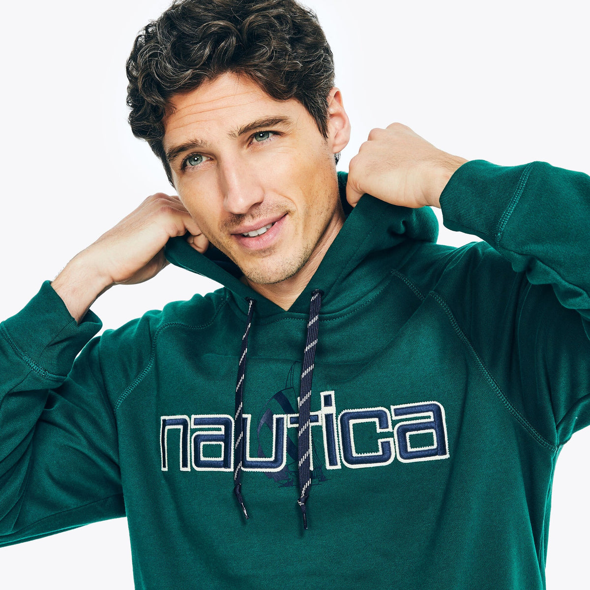 Buzo con capucha de hombre