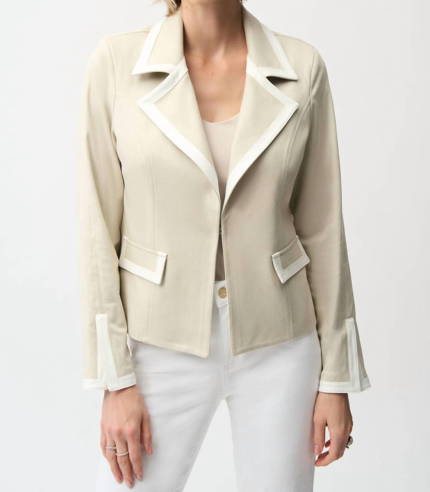 Chaqueta color blanco