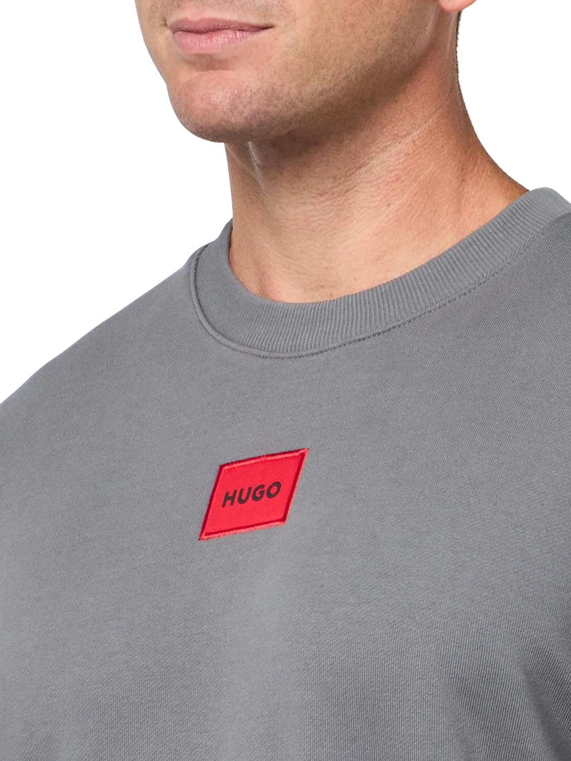 Suéter de hombre con cuello redondo