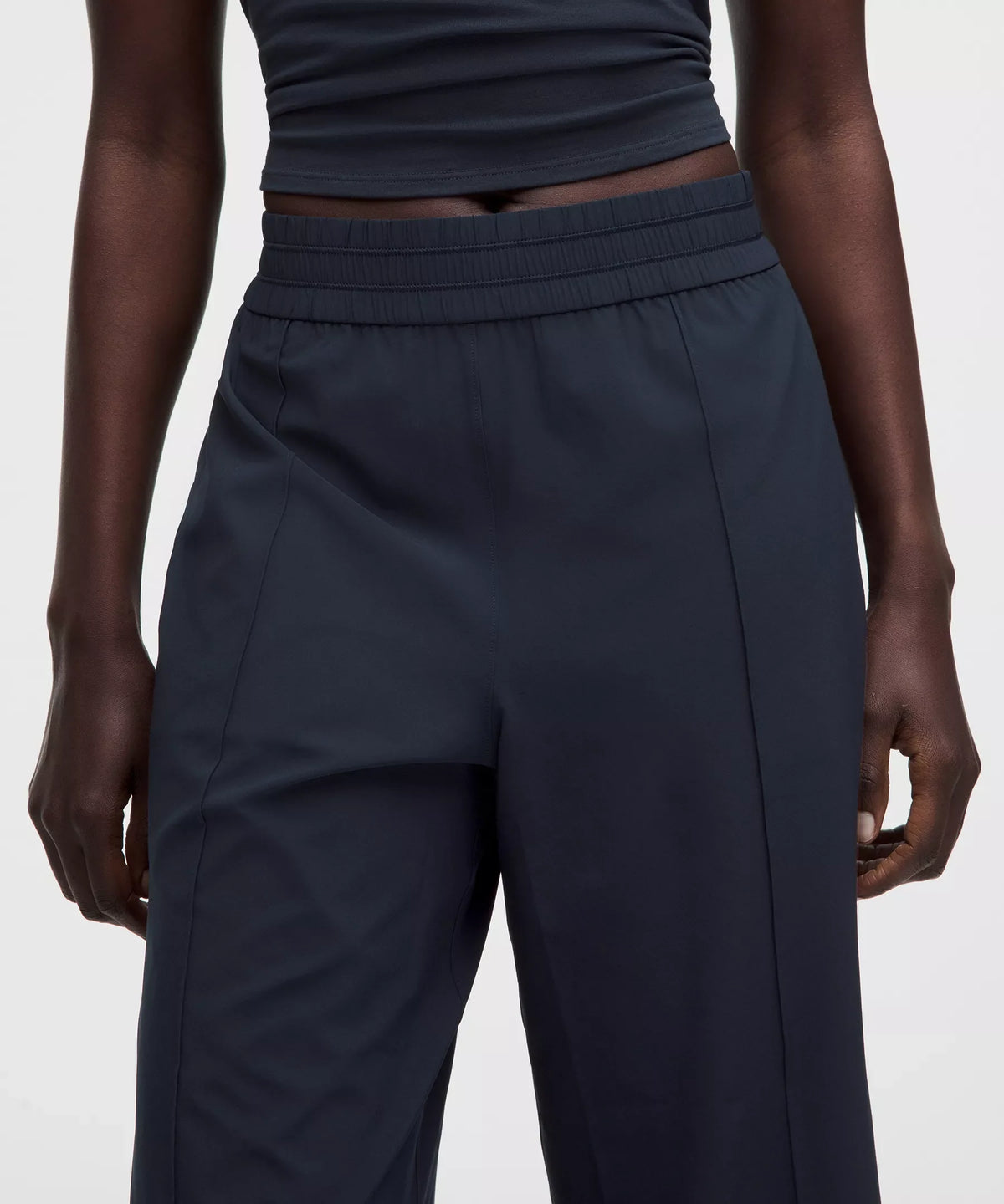 Pantalón de tiro medio