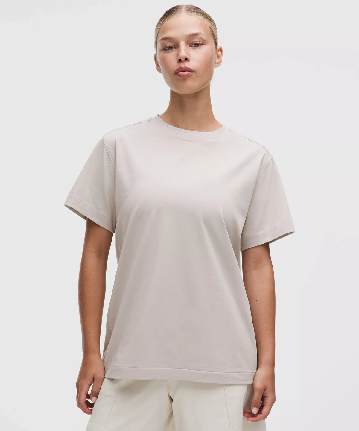 Camiseta de algodón con cuello redondo
