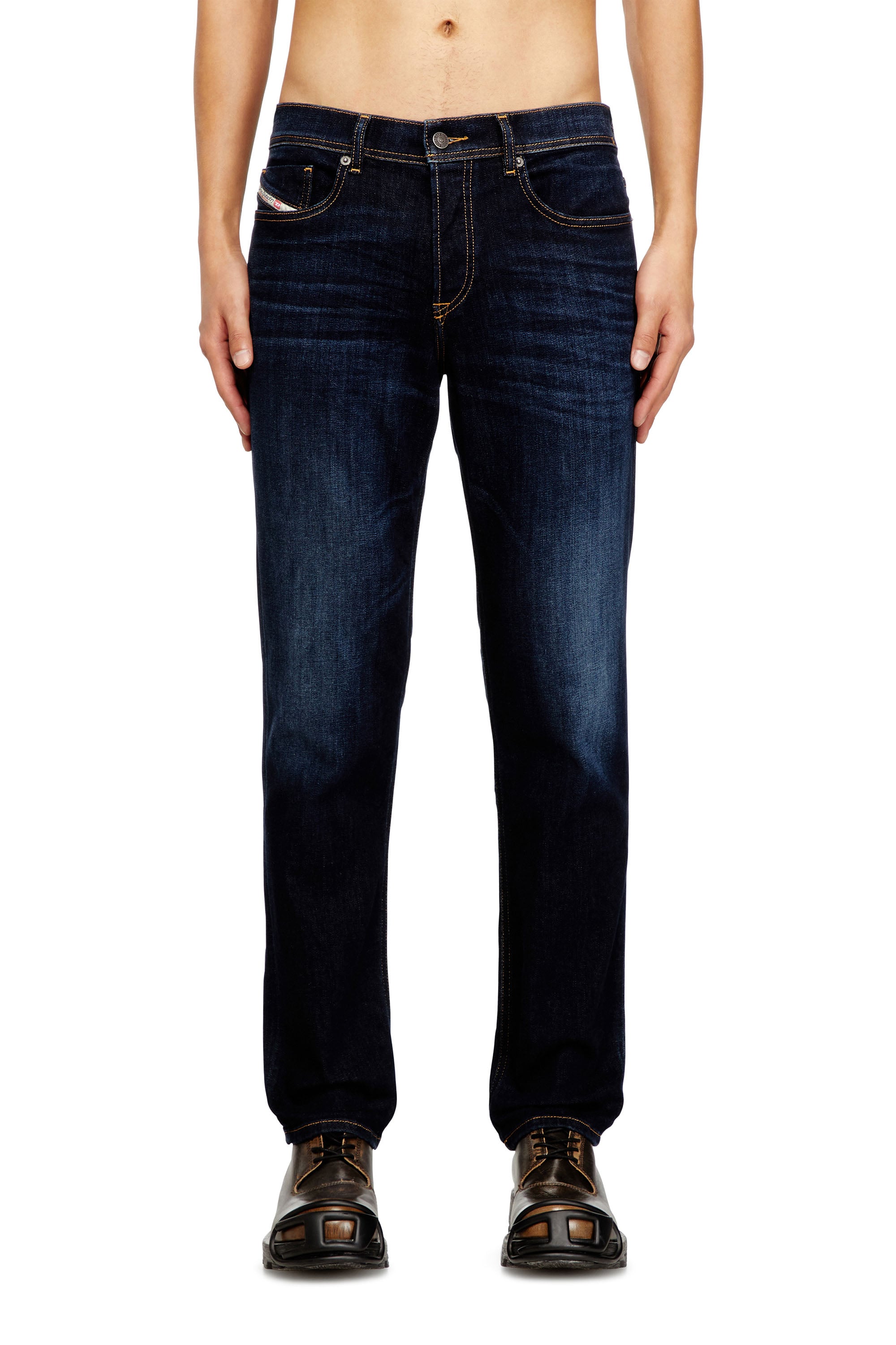 Jean color azul oscuro