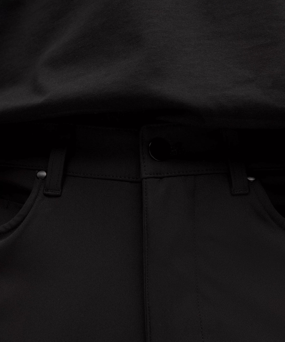 Pantalón de corte ajustado