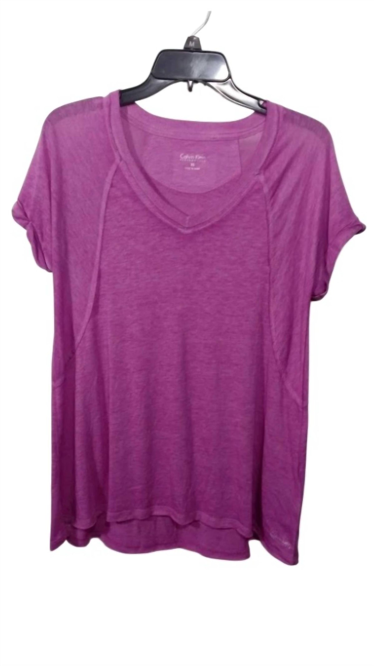 Camiseta de mujer color violeta