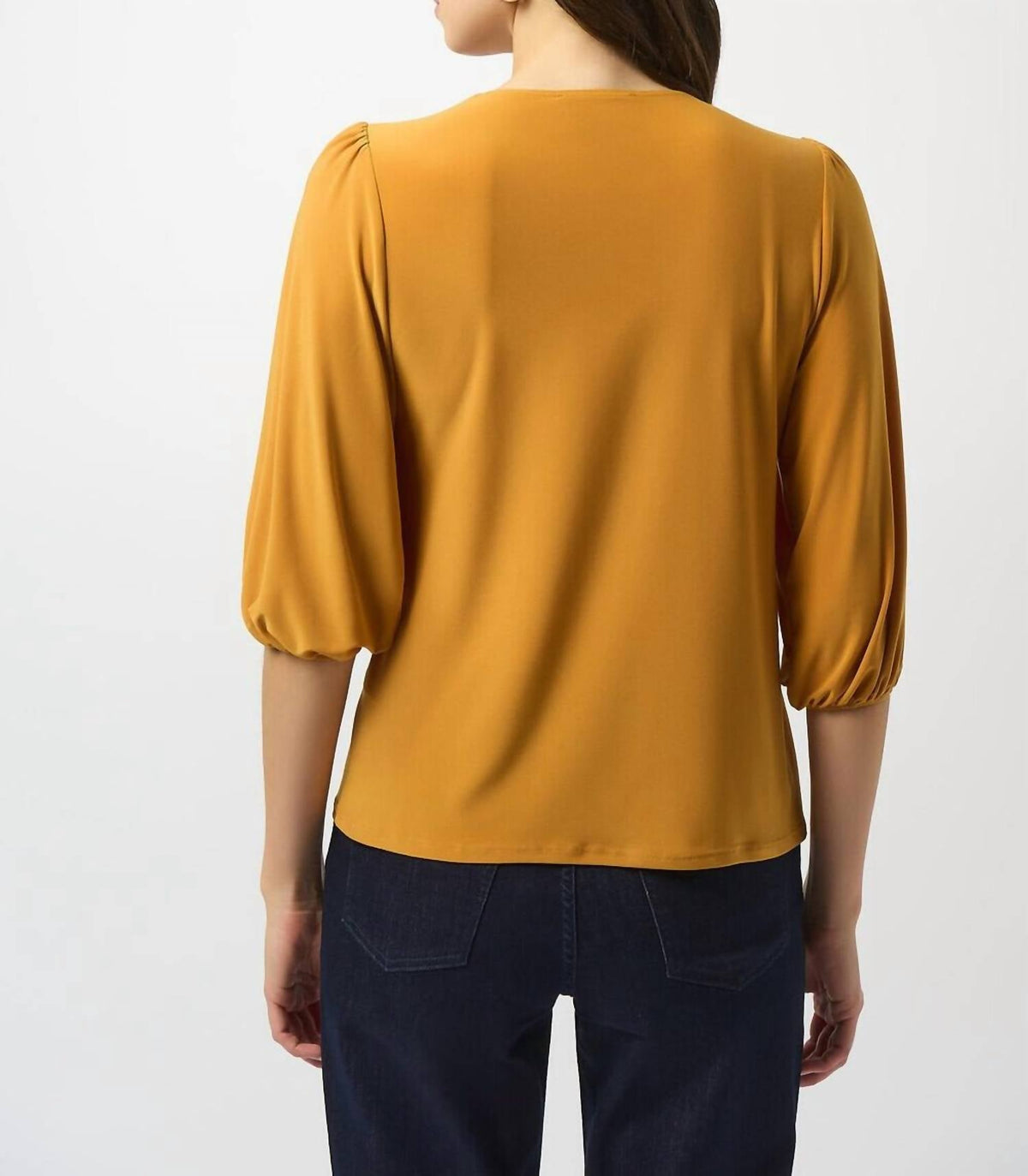 Top con cuello en V