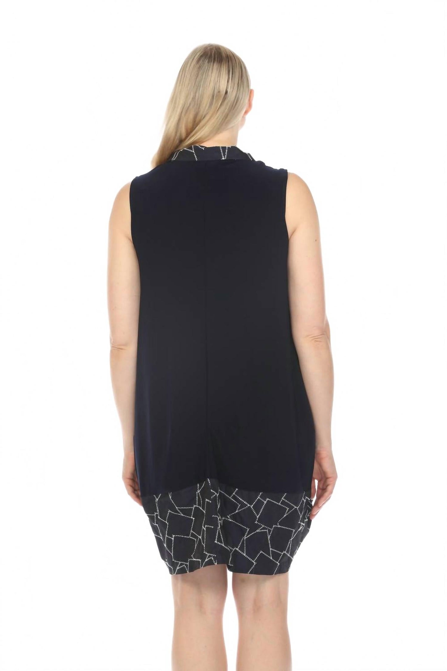 Vestido sin mangas color blanco y azul