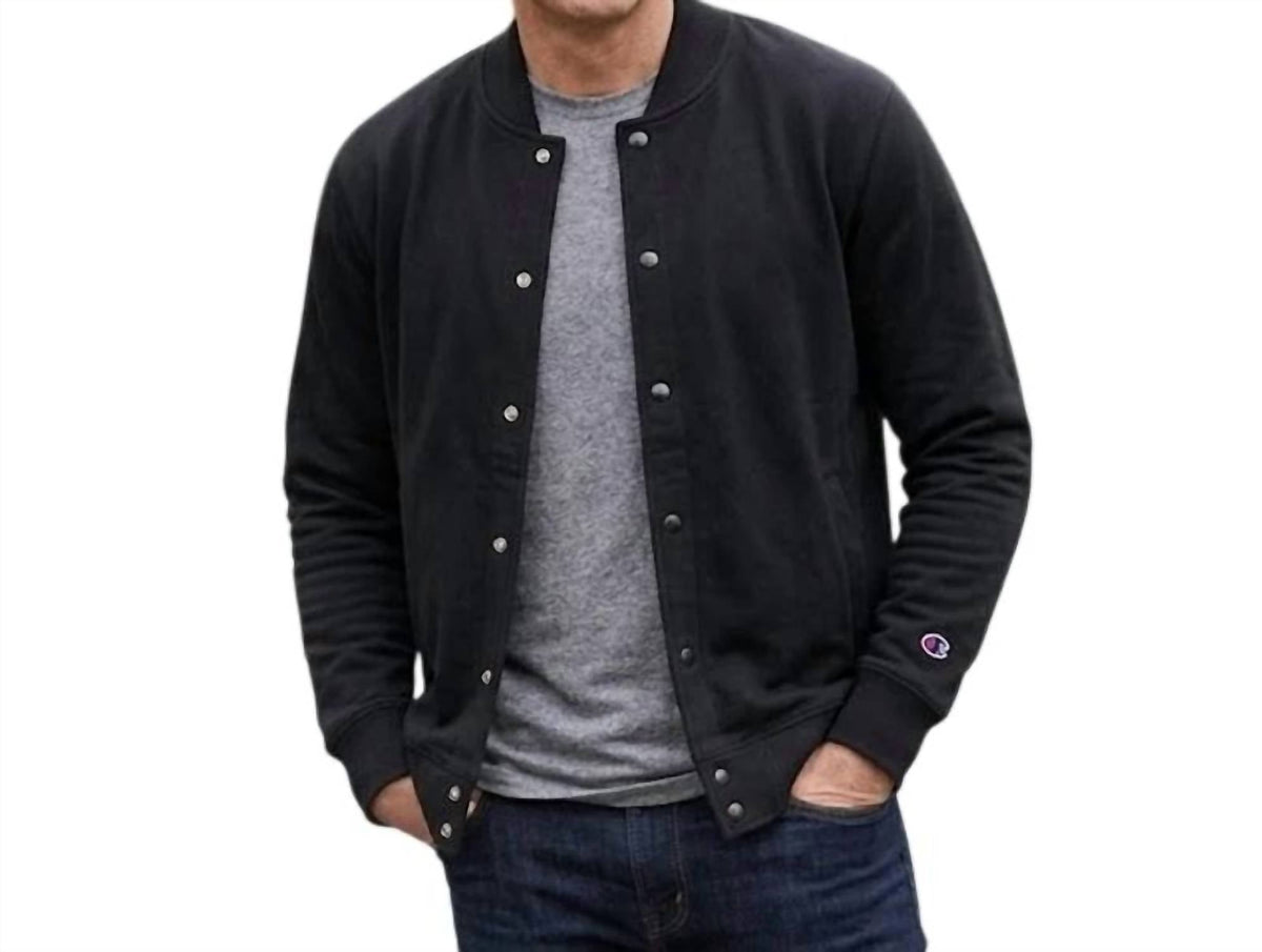Chaqueta color negro