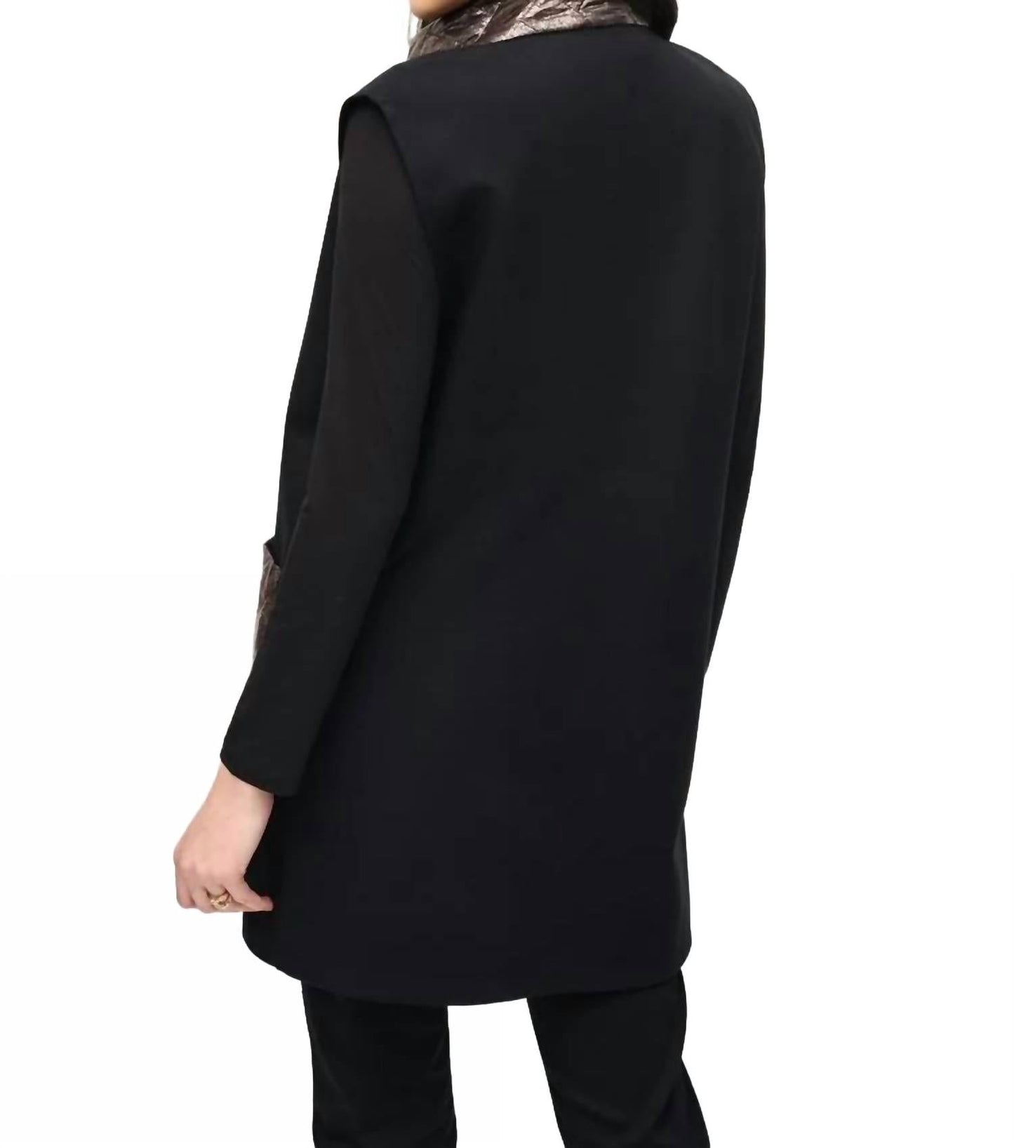 Chaleco color negro