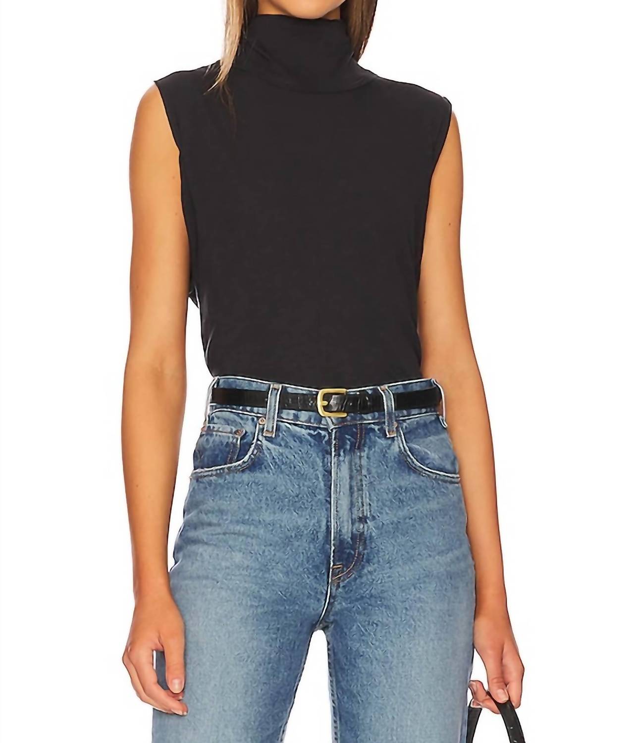 Camiseta sin mangas color negro