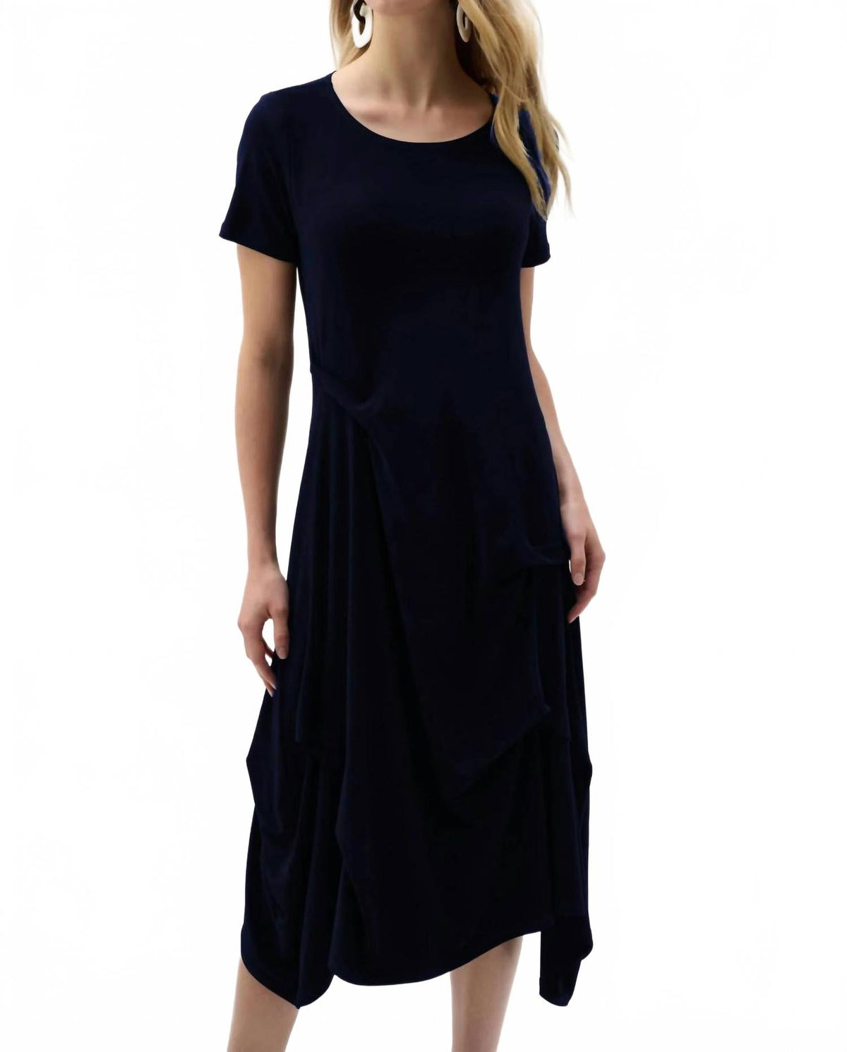 Vestido midi color negro