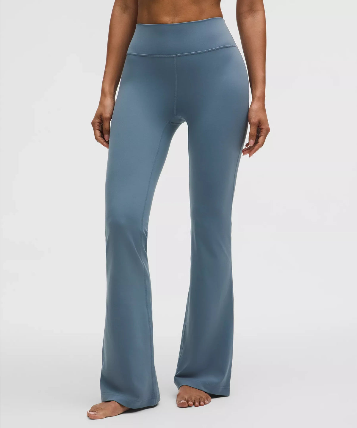 Pantalón de tiro alto