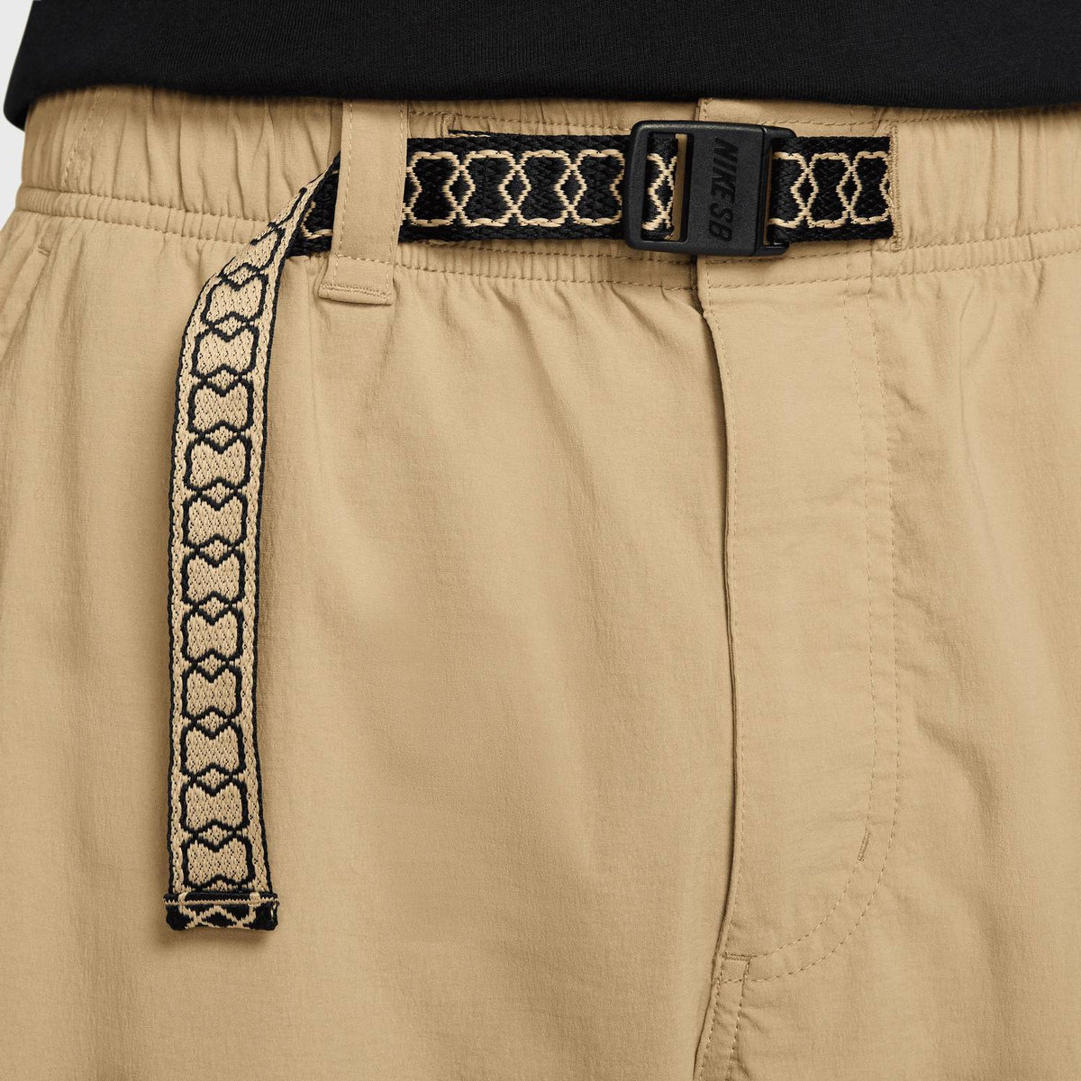 Pantalón color beige