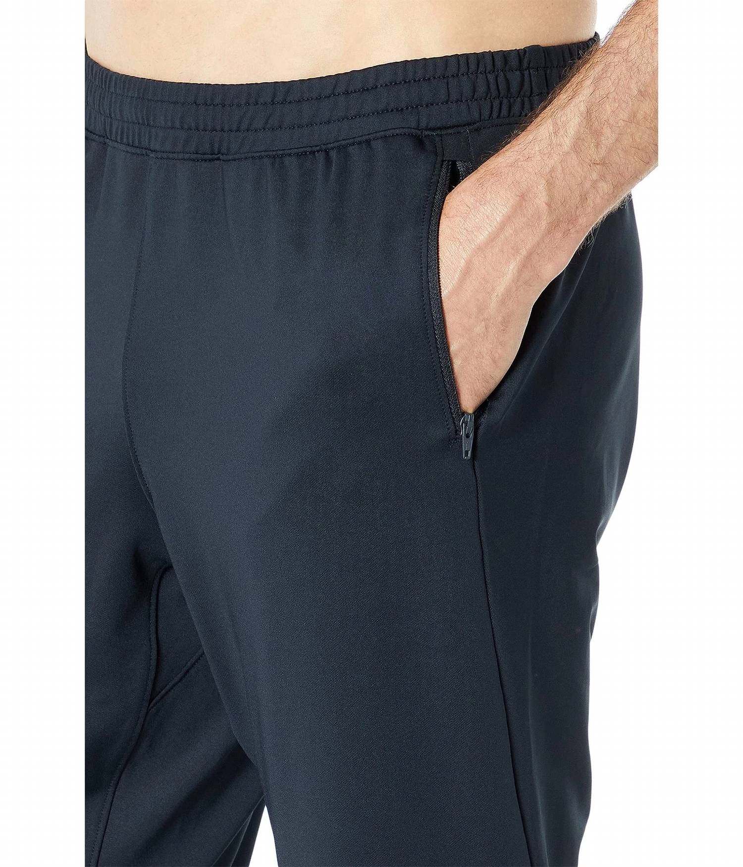 Pantalón color negro