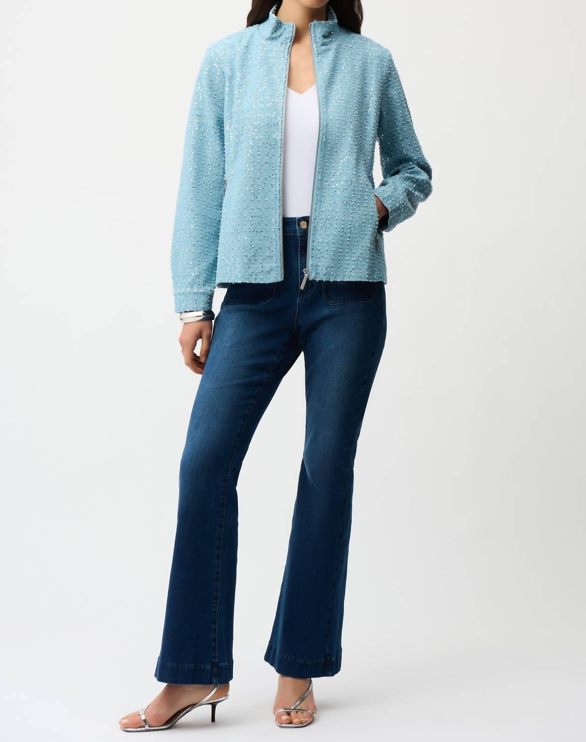 Chaqueta de mezclilla con lentejuelas color azul