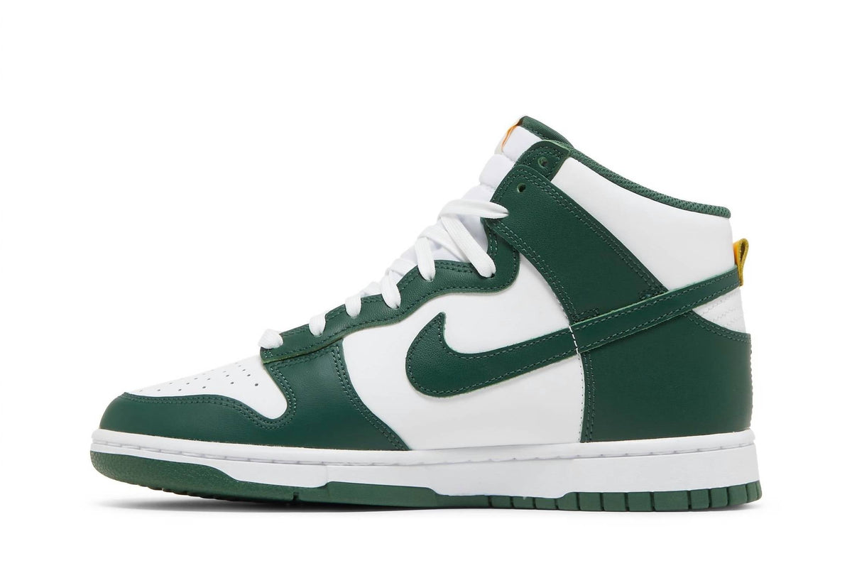 Tenis de hombre color verde