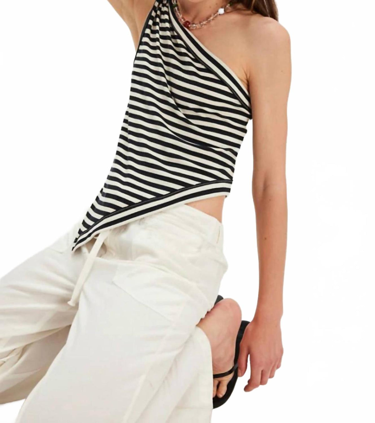 Top color negro