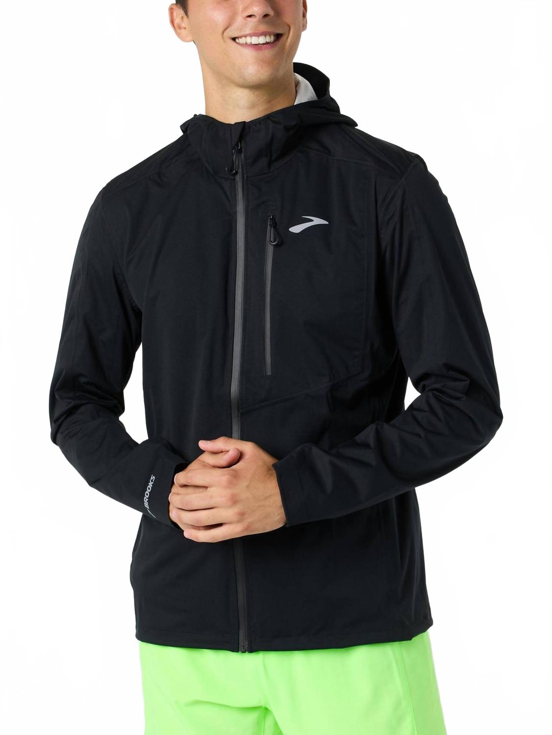 Chaqueta impermeable color negro