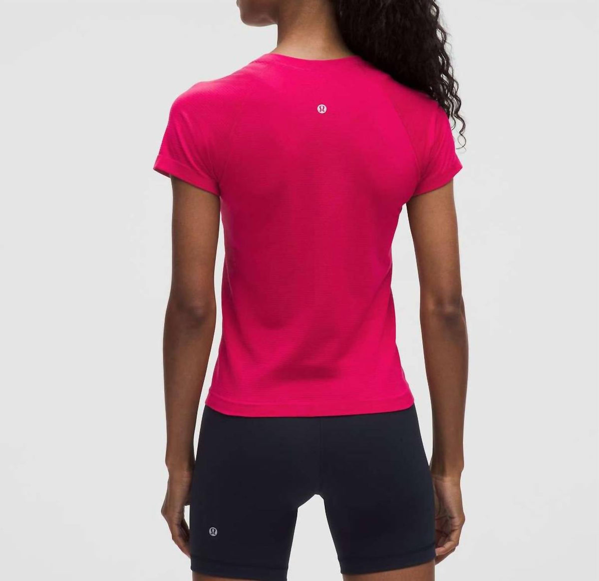 Short de manga corta color rosado