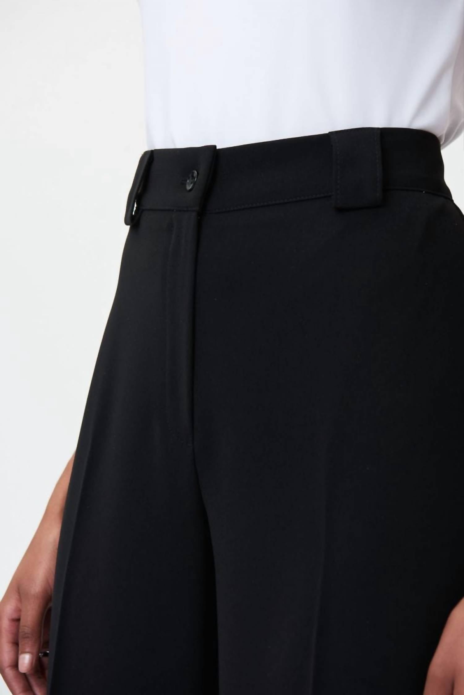 Pantalón color negro