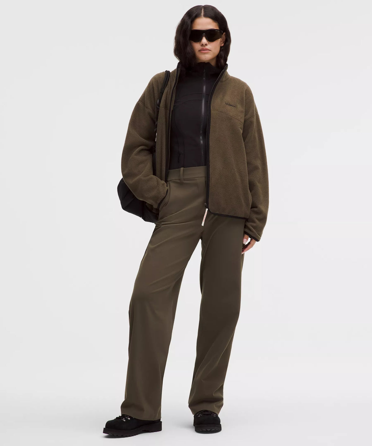 Pantalón de corte recto de tiro alto