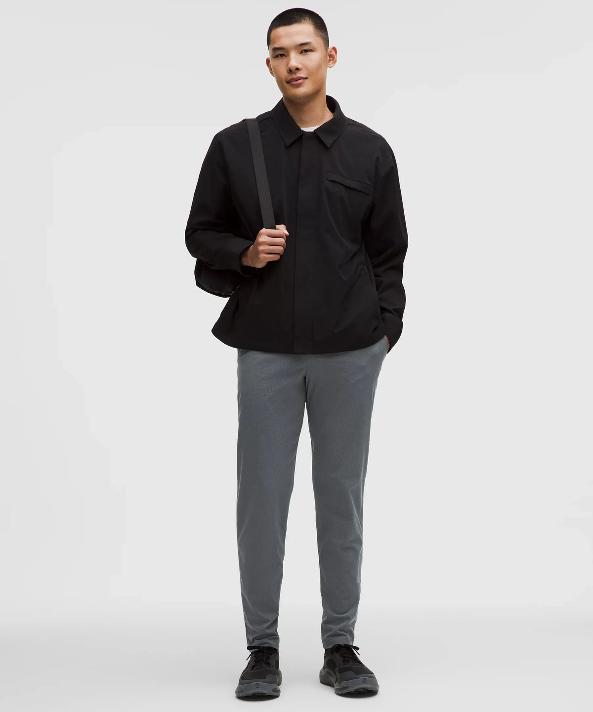 Pantalón de corte ajustado