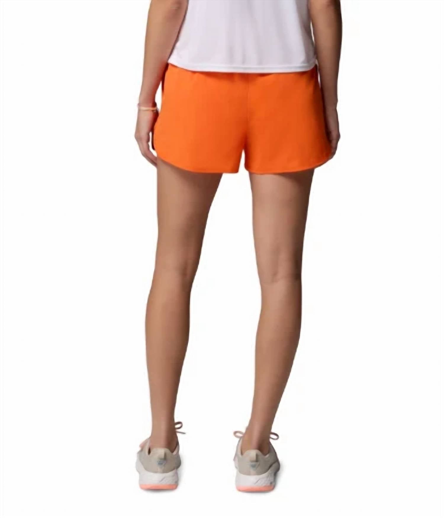 Short color naranja