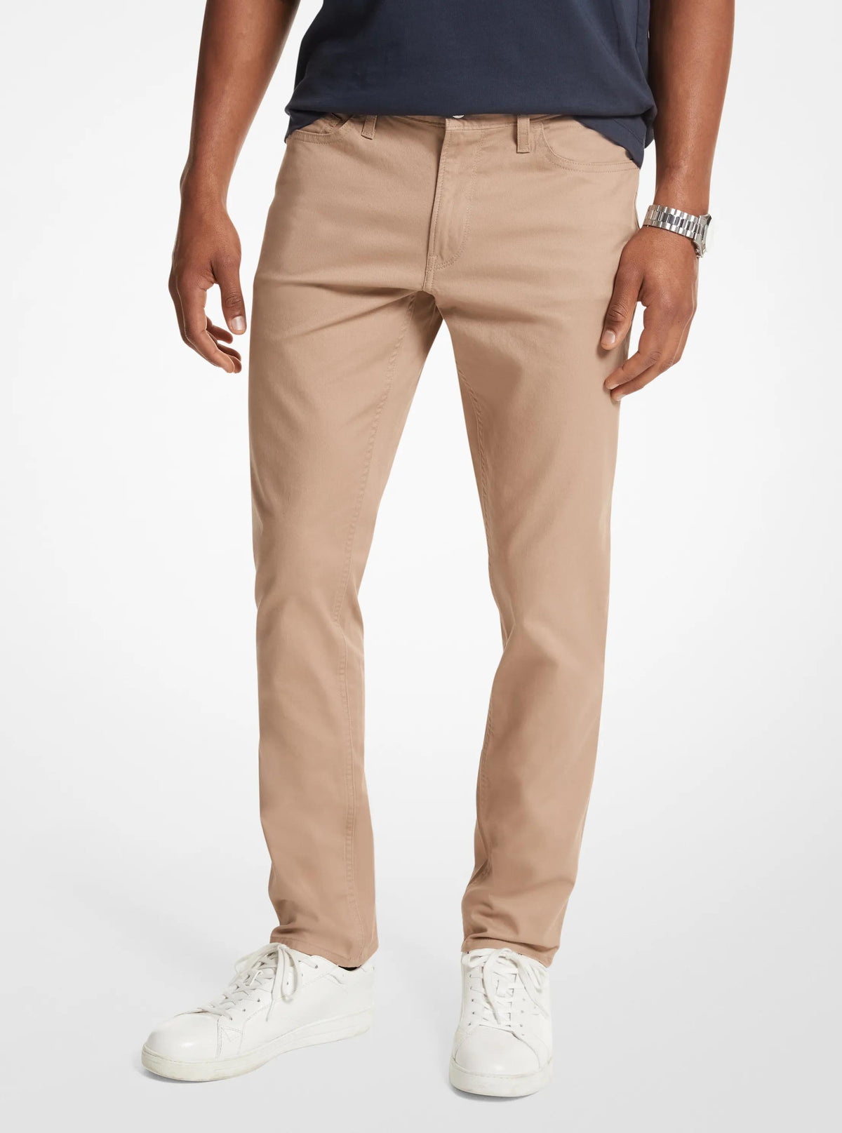 Pantalón de corte ajustado