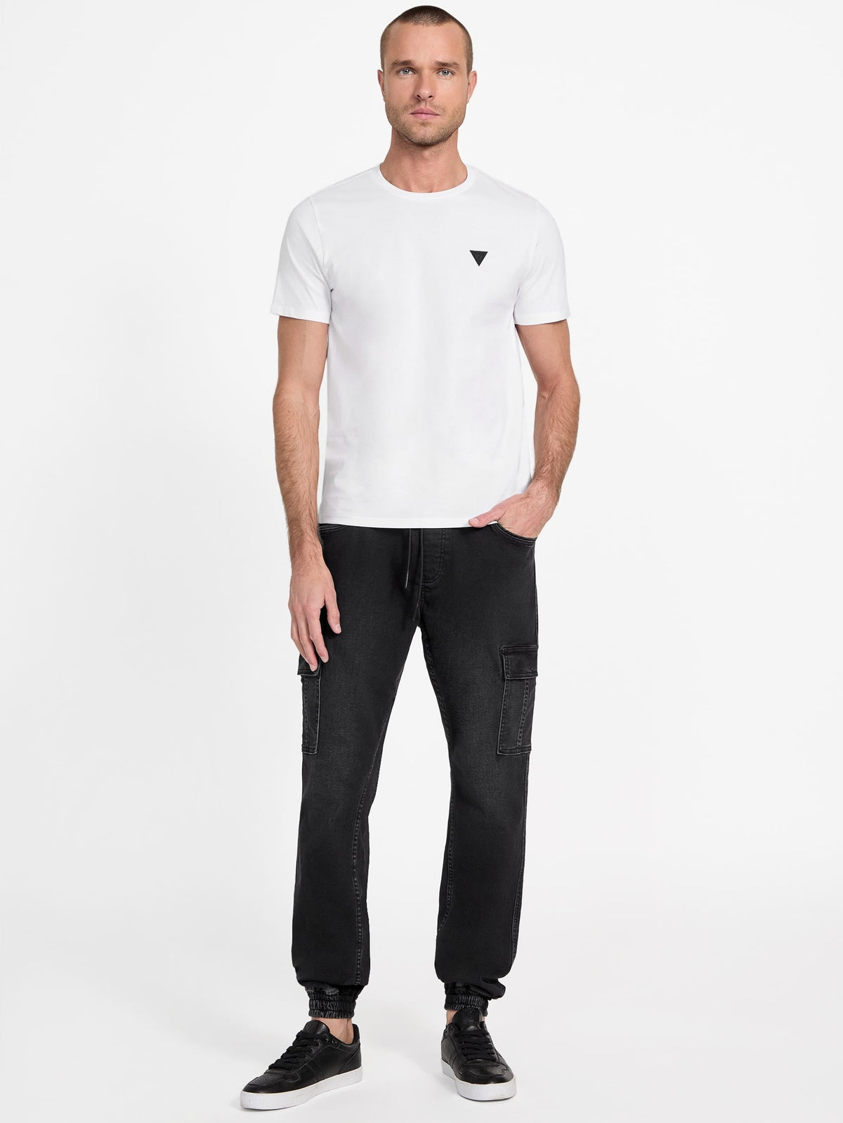 Camiseta con cuello redondo