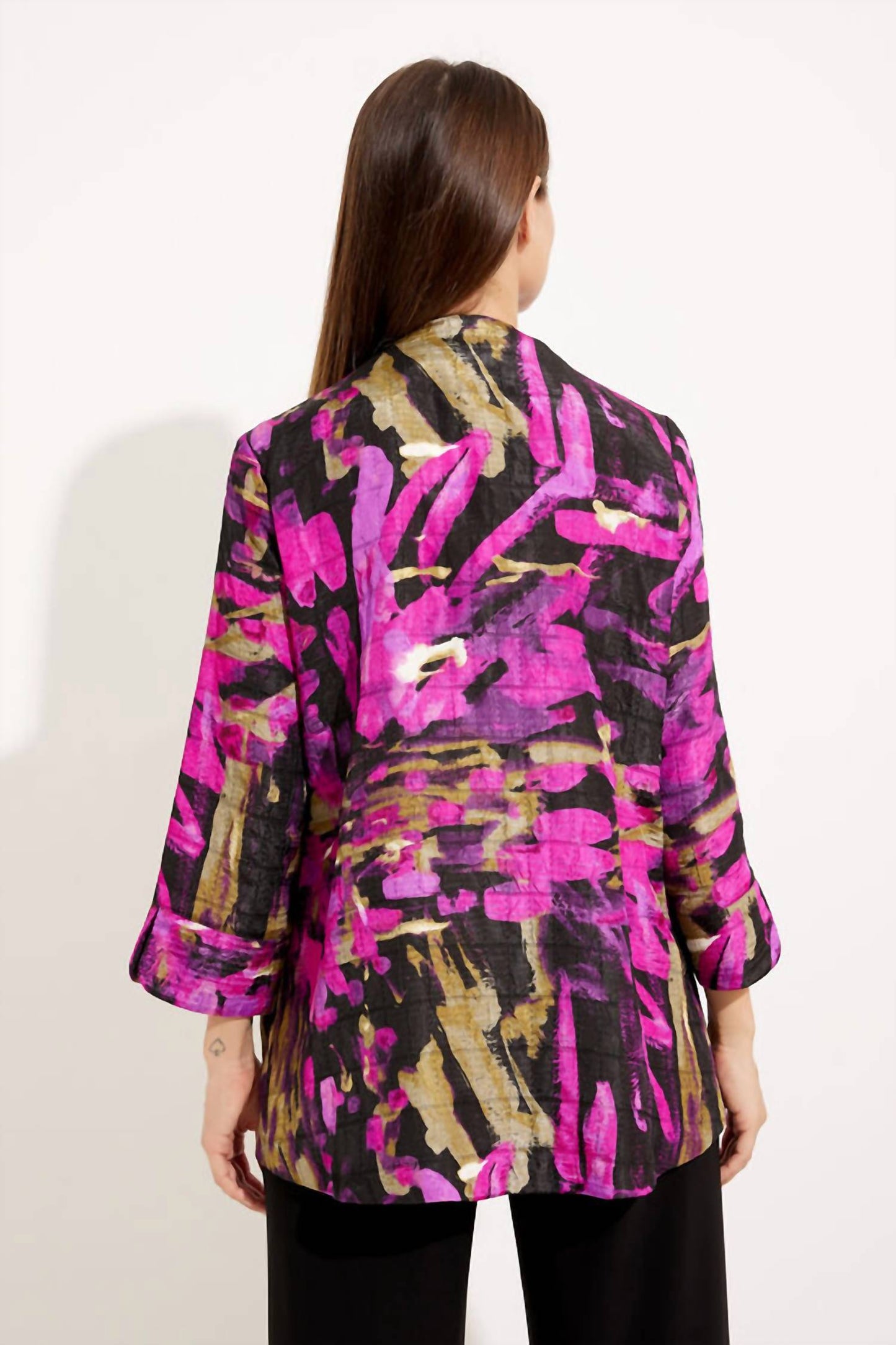 Chaqueta color negro